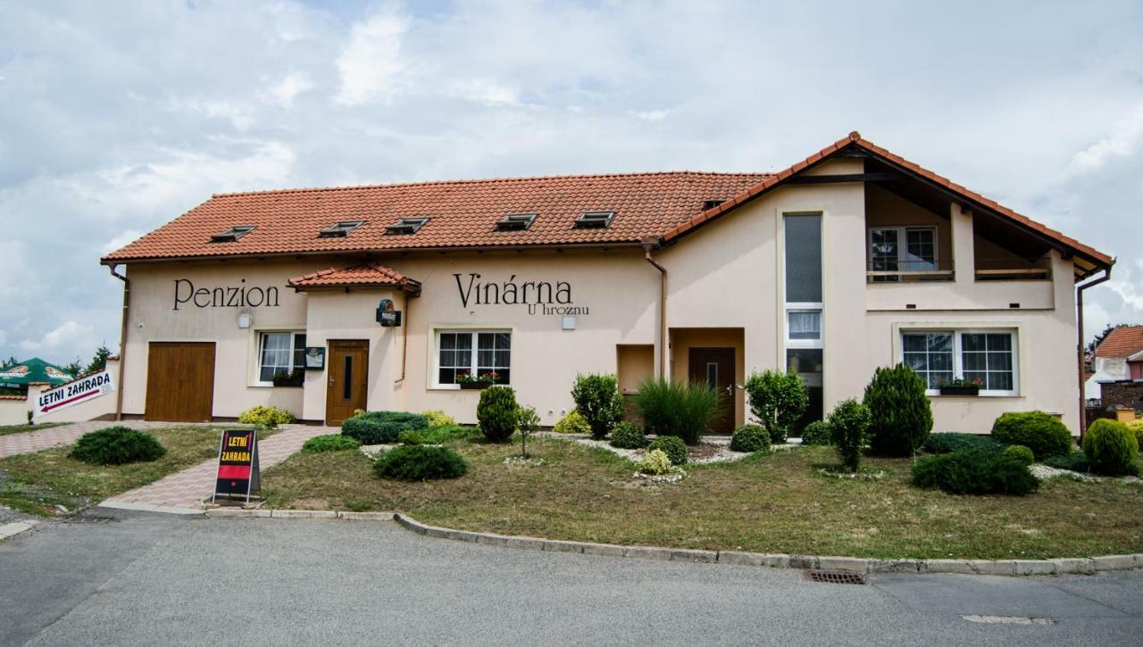 فندق Penzion Vinarna U Hroznu Veselí nad Moravou المظهر الخارجي الصورة